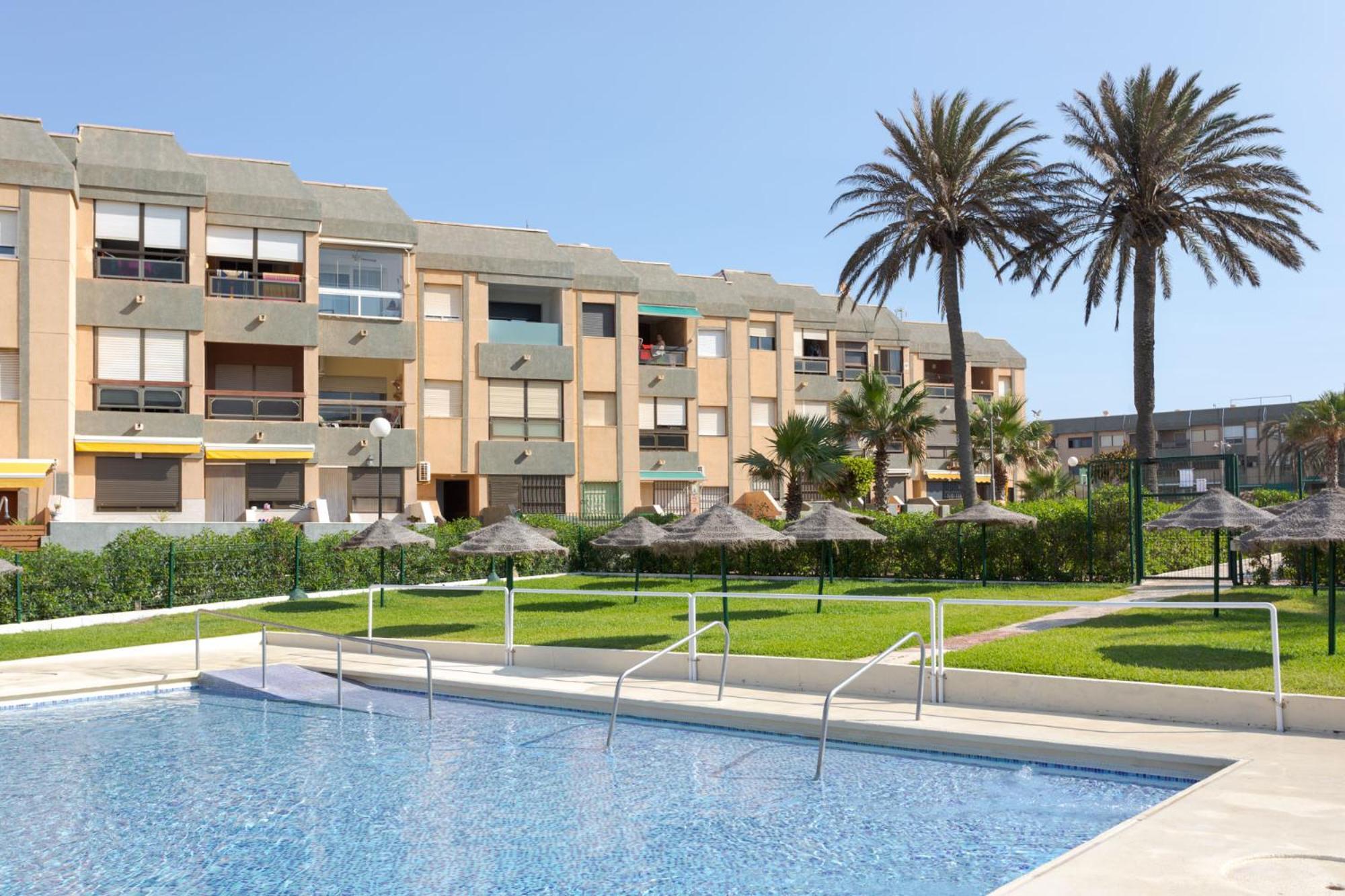 Apartment Bajo Primera Linea Playa, Retamar, Cabo De Gata, Wifi
