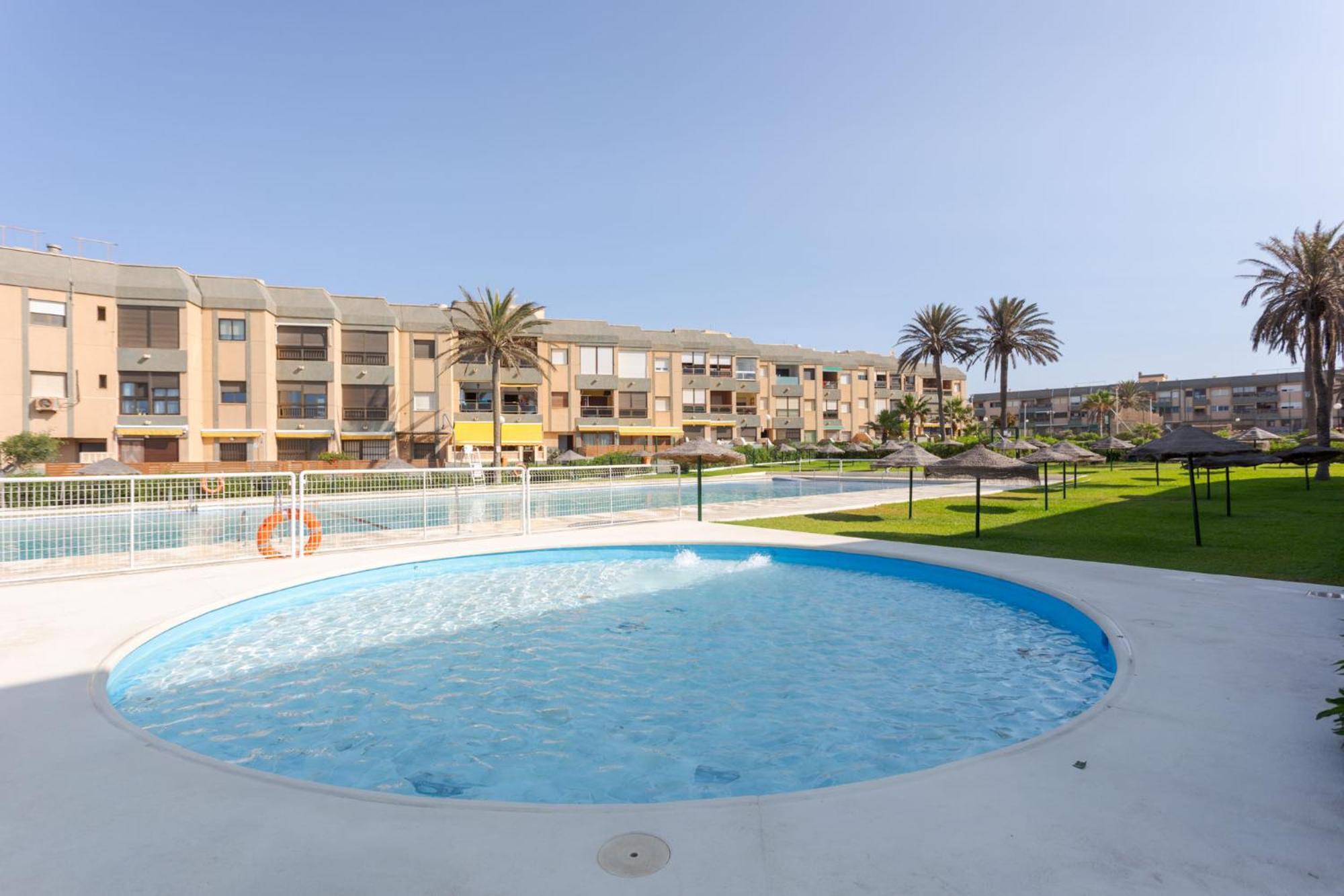 Apartment Bajo Primera Linea Playa, Retamar, Cabo De Gata, Wifi