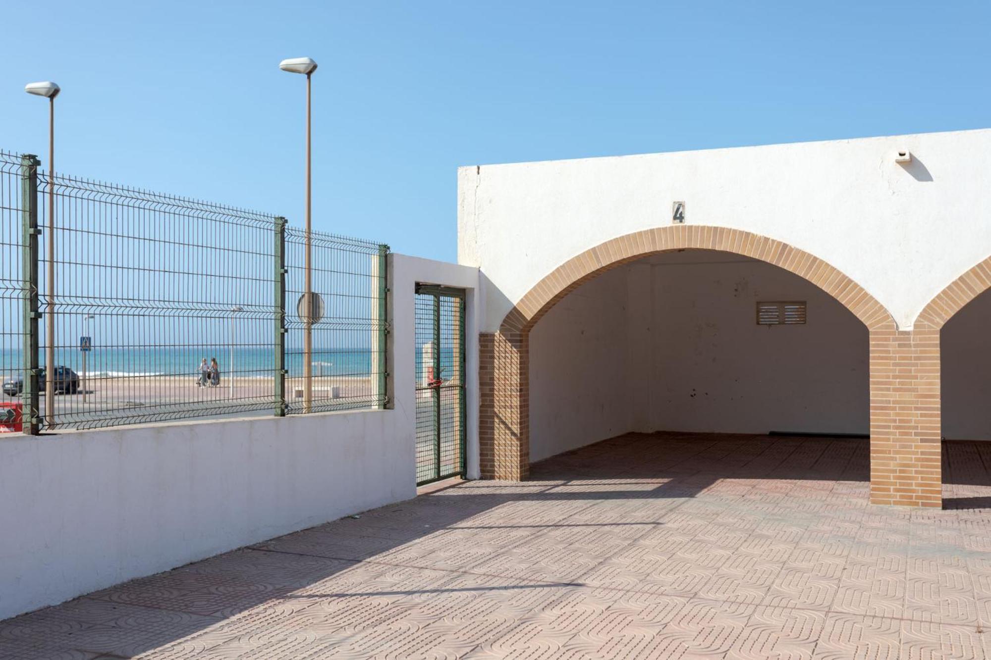 Apartament Bajo Primera Linea Playa, Retamar, Cabo De Gata, Wifi Retamar (Almeria)
